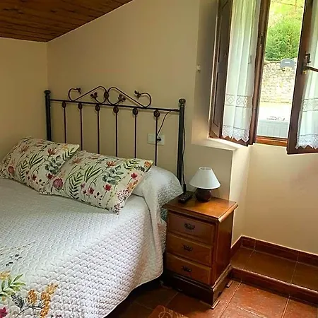 La Casina Del Tazon Lägenhet